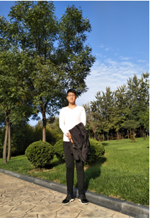 李彦良,2013级空中乘务专业。现于w88优德官网攻读硕士研究生学位。四年学习,感谢学校提供的良好环境,感谢老师的谆谆教导。 予学弟学妹语:或为工作难求,或为深造苦闷,亦或茫茫不知所措,请一定相信,阳光总在风雨后,首要坚定目标,次要持续努力,忌朝三暮四,如此方能实现自身理想。